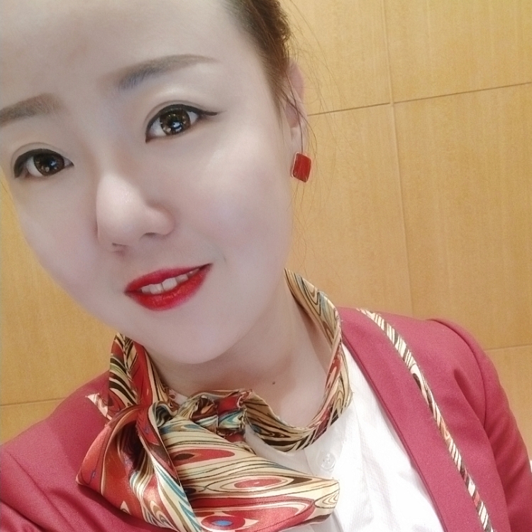 李丽是一朵小太阳