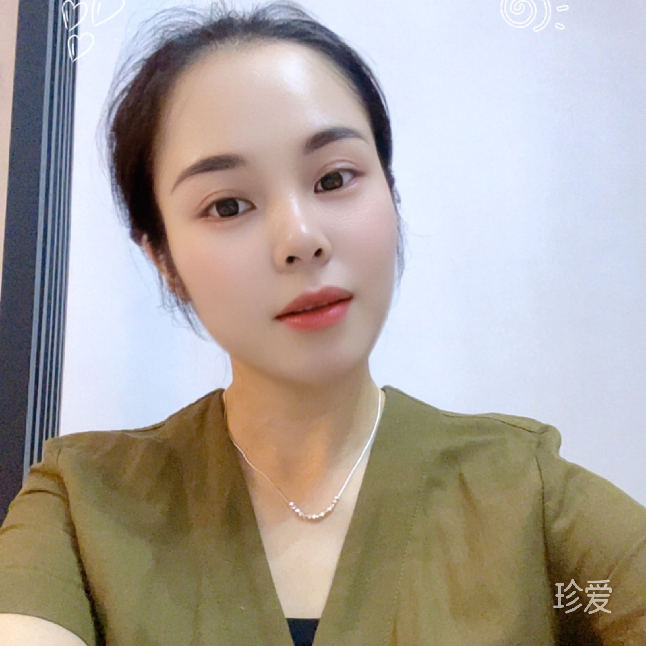 珞珞