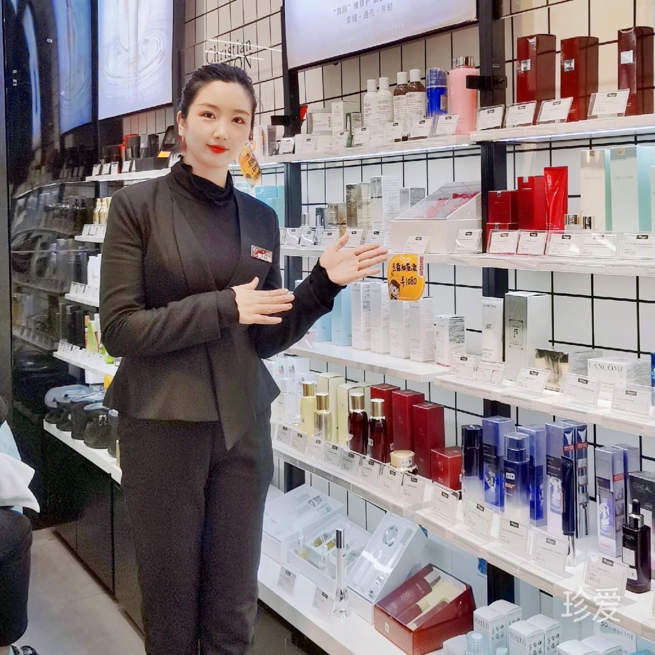 靜觀(guān)風(fēng)雨