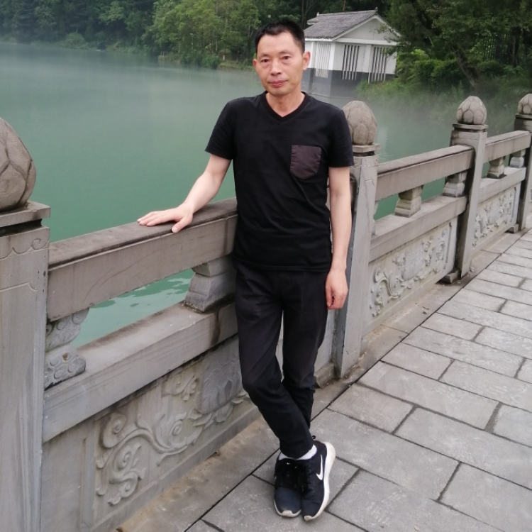 何懼秋風悲畫扇