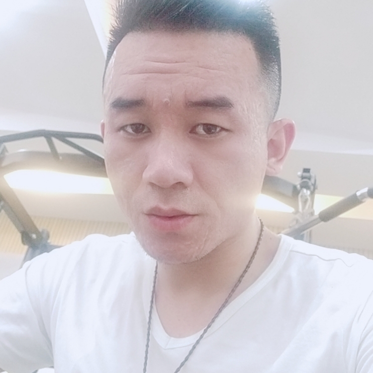 一眼見妳萬物不及