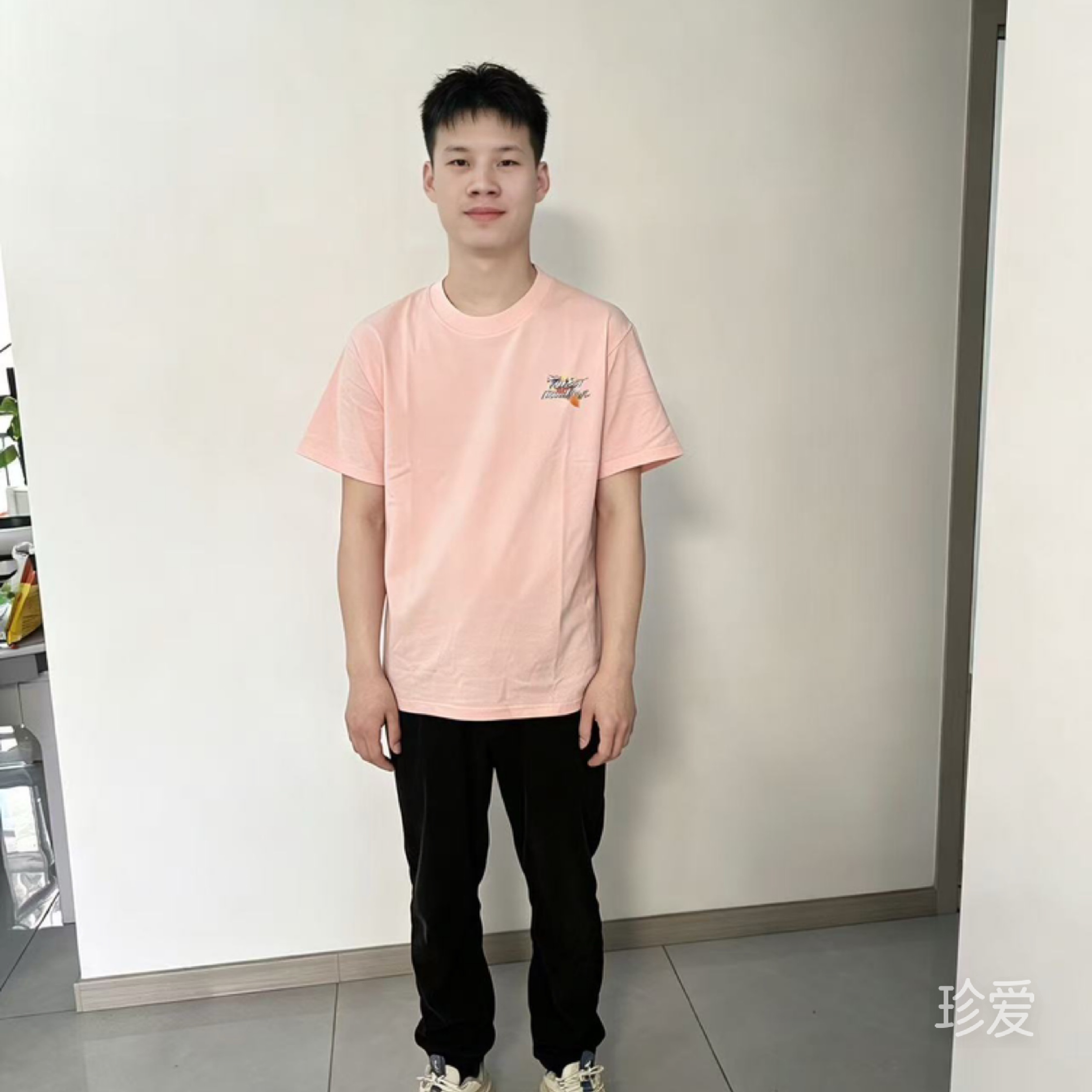 来了哦开心