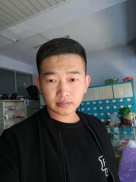 一個(gè)轉(zhuǎn)身的距離