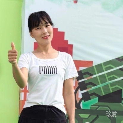 边缘的小草