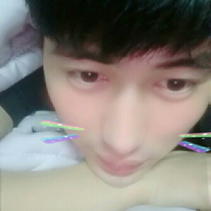 不爱说话的男孩