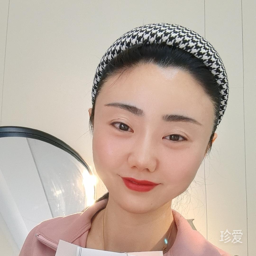 吃肉的小白兔
