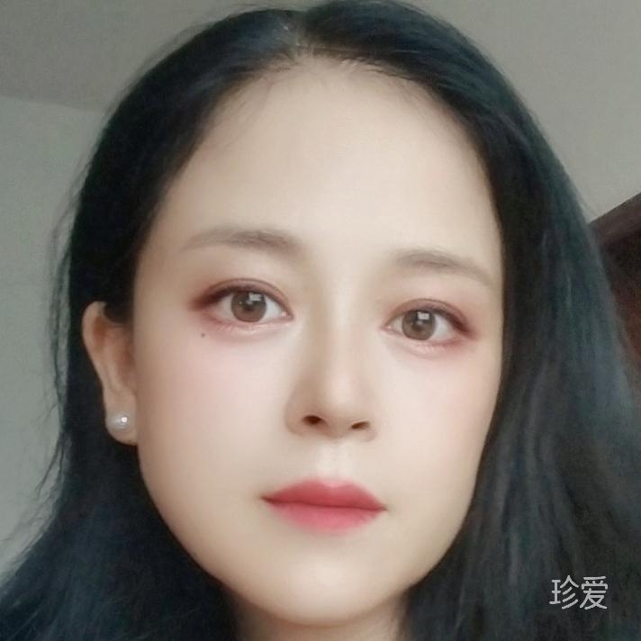 月光下的风尾竹