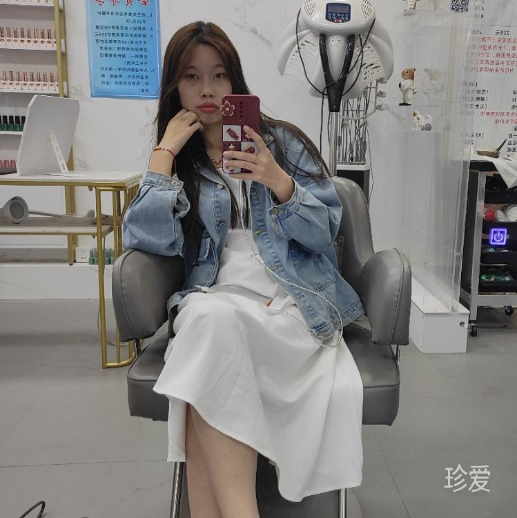 是汐汐呀