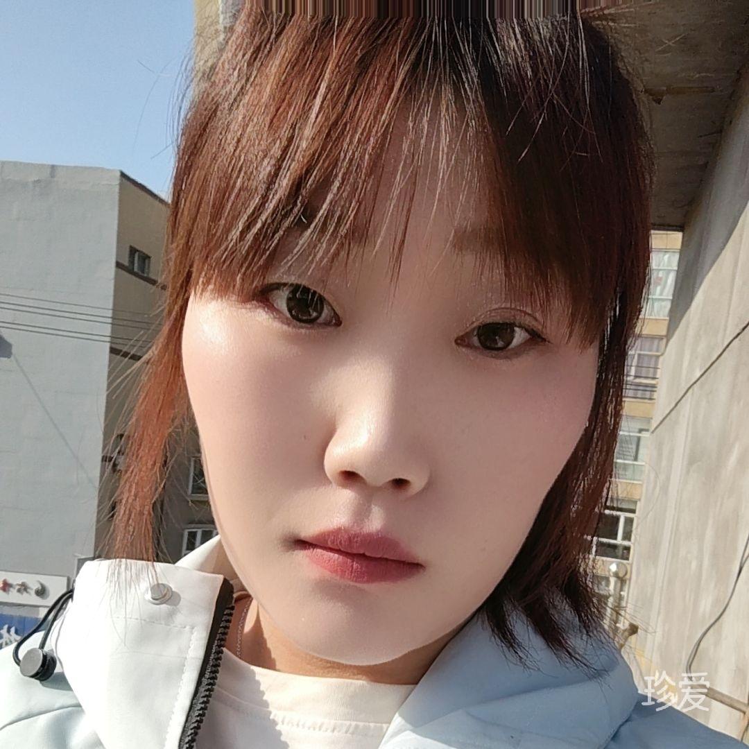 微笑掩饰悲伤