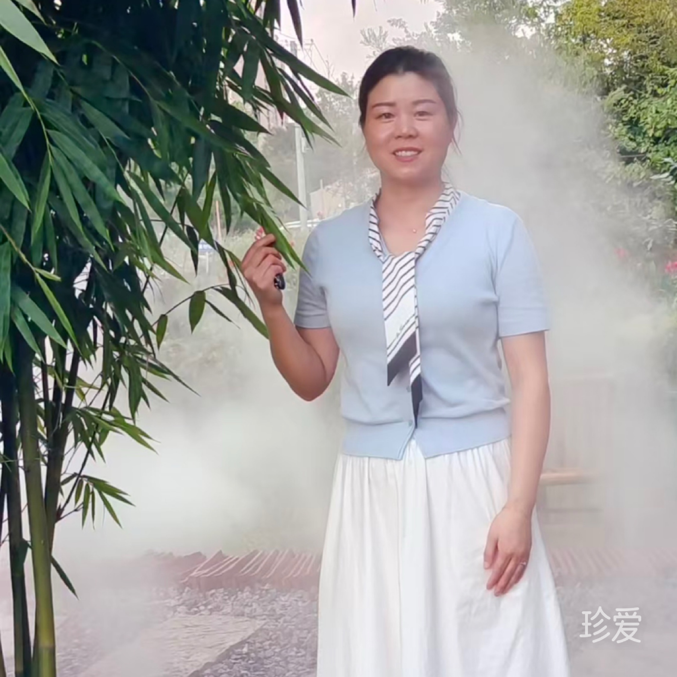 爱笑女孩