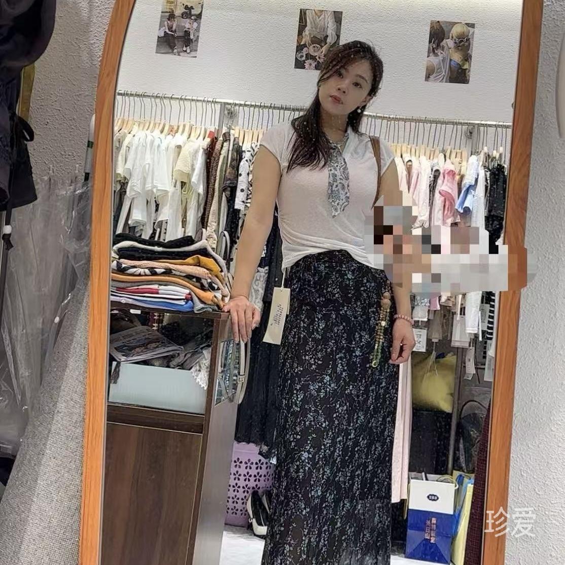 傲娇的小女王