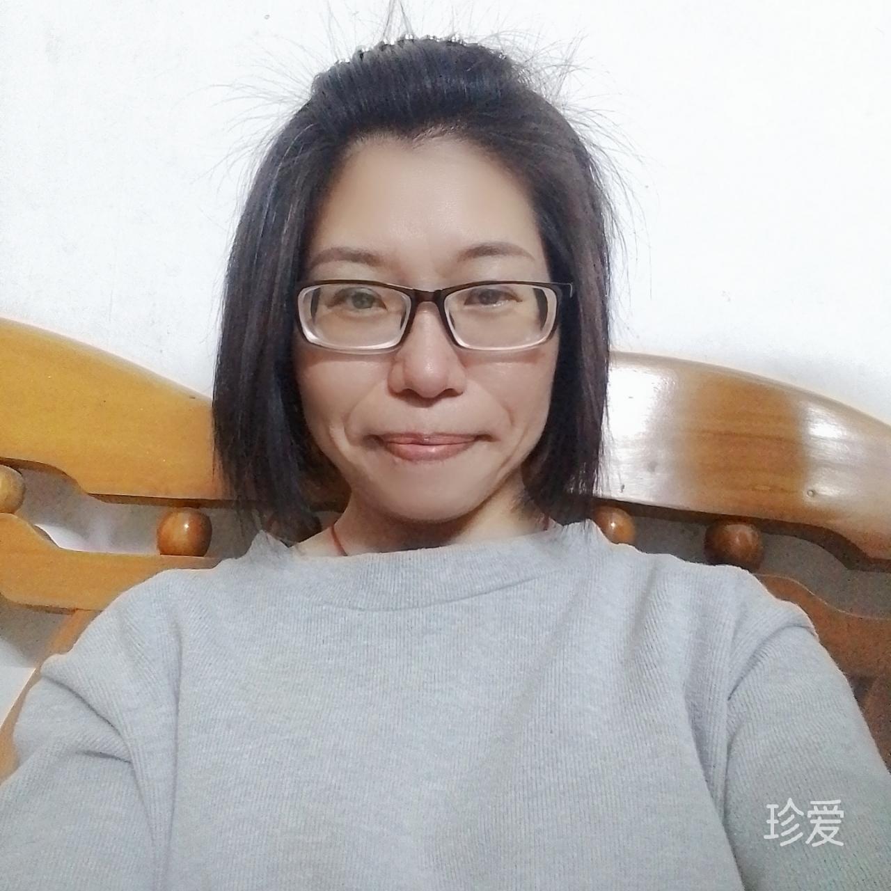 月光下的暮色
