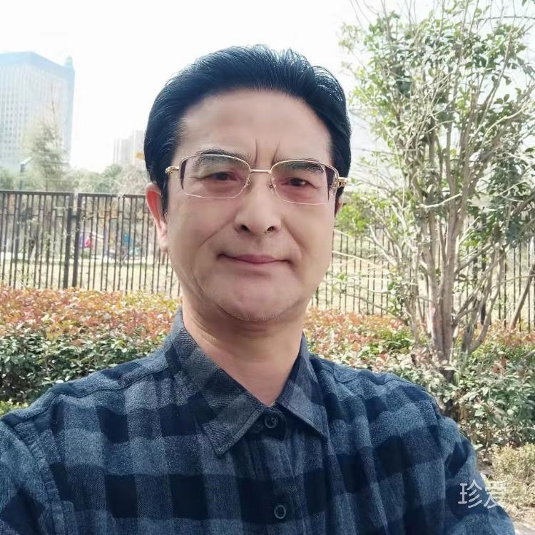 倚楼听风雨赏落花