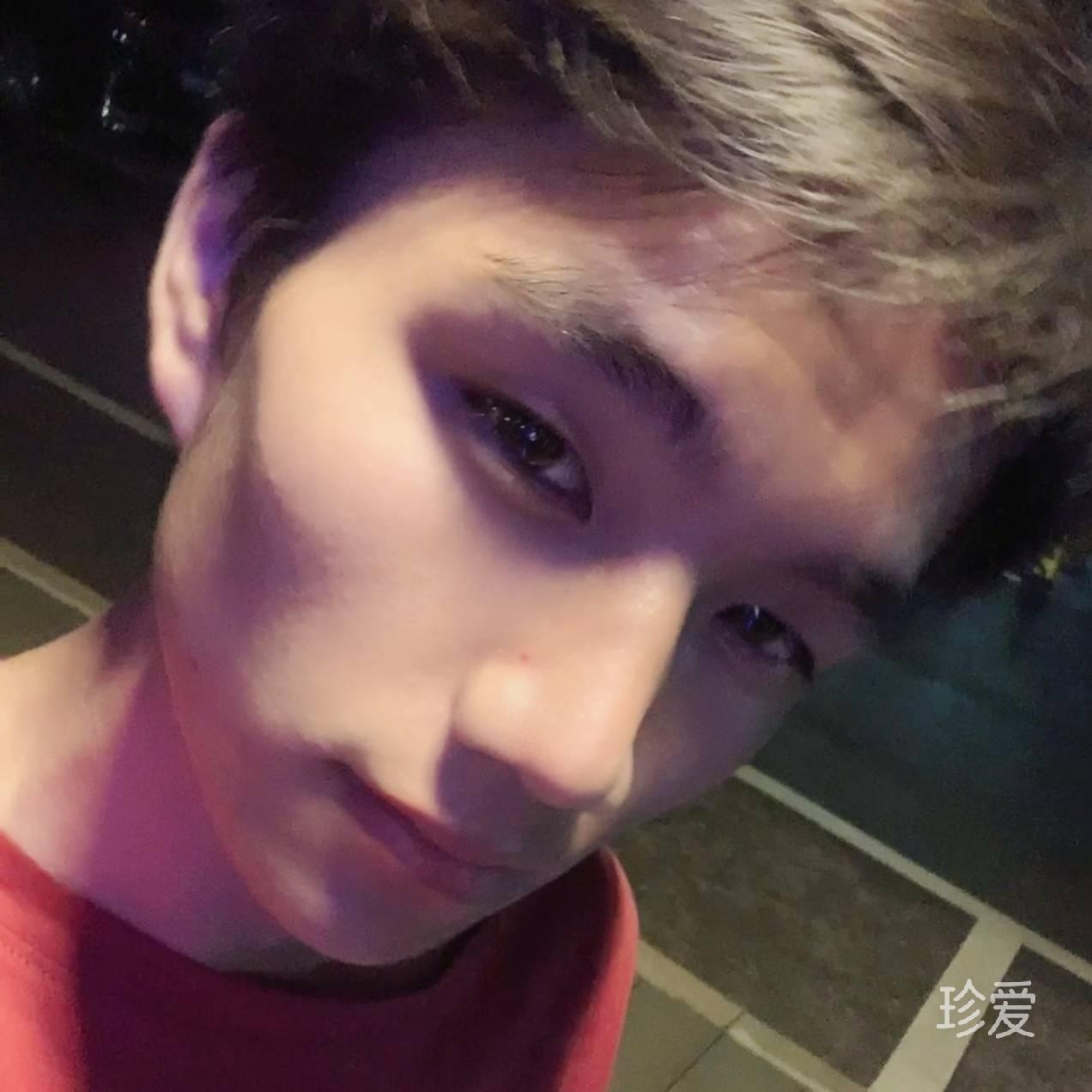 型男