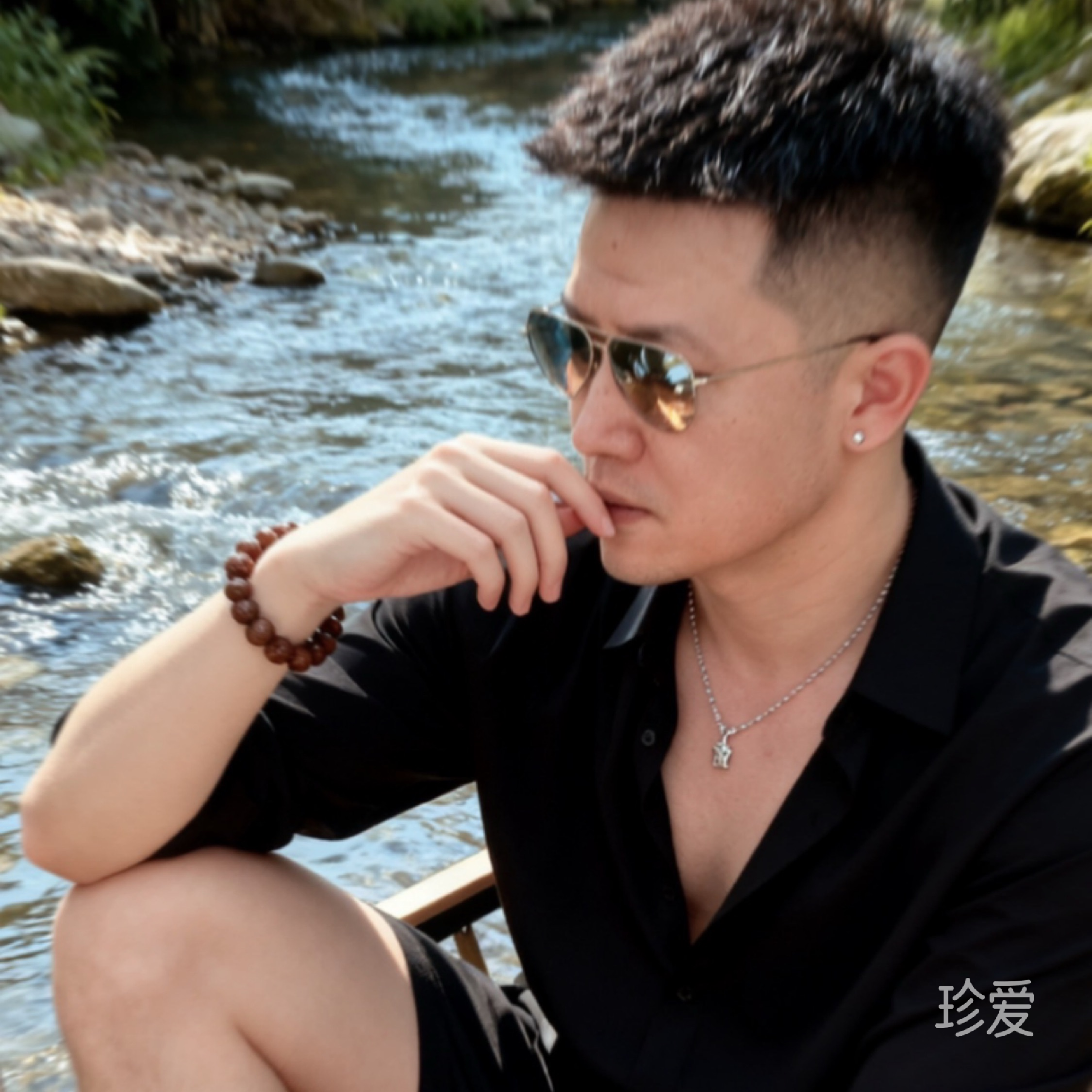 浮华背后