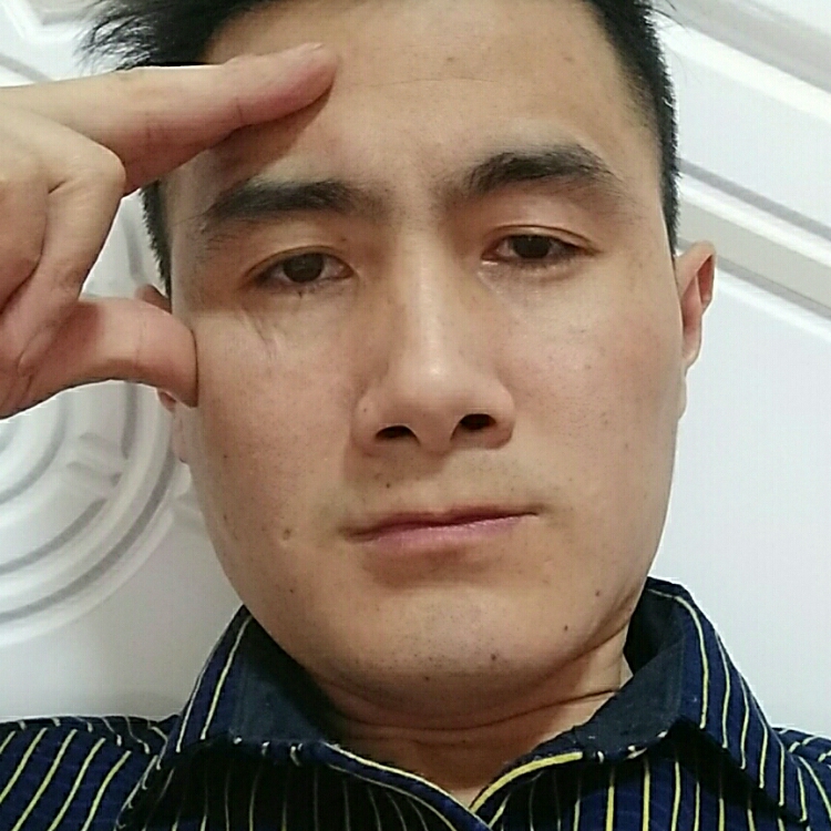 被雨淋湿的三月