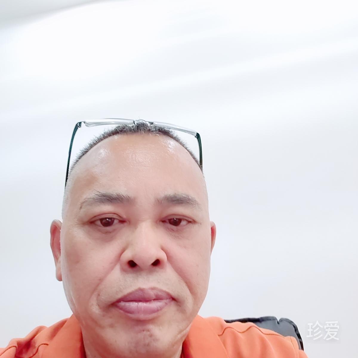 携手同行过一生