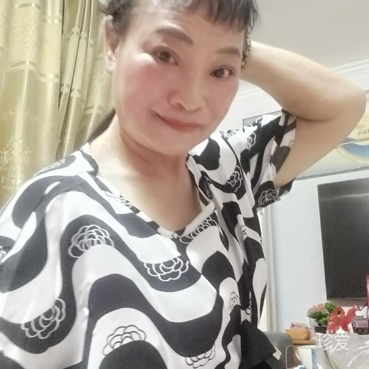 花瓣雨
