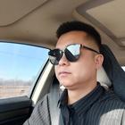 坐在樓頂看月亮