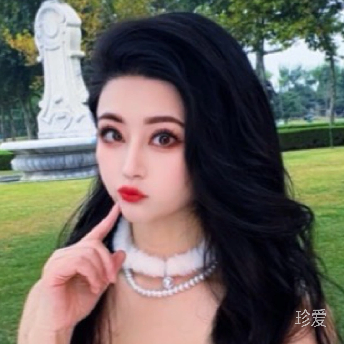 凌玲