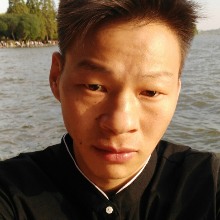 孤獨(dú)一耀眼