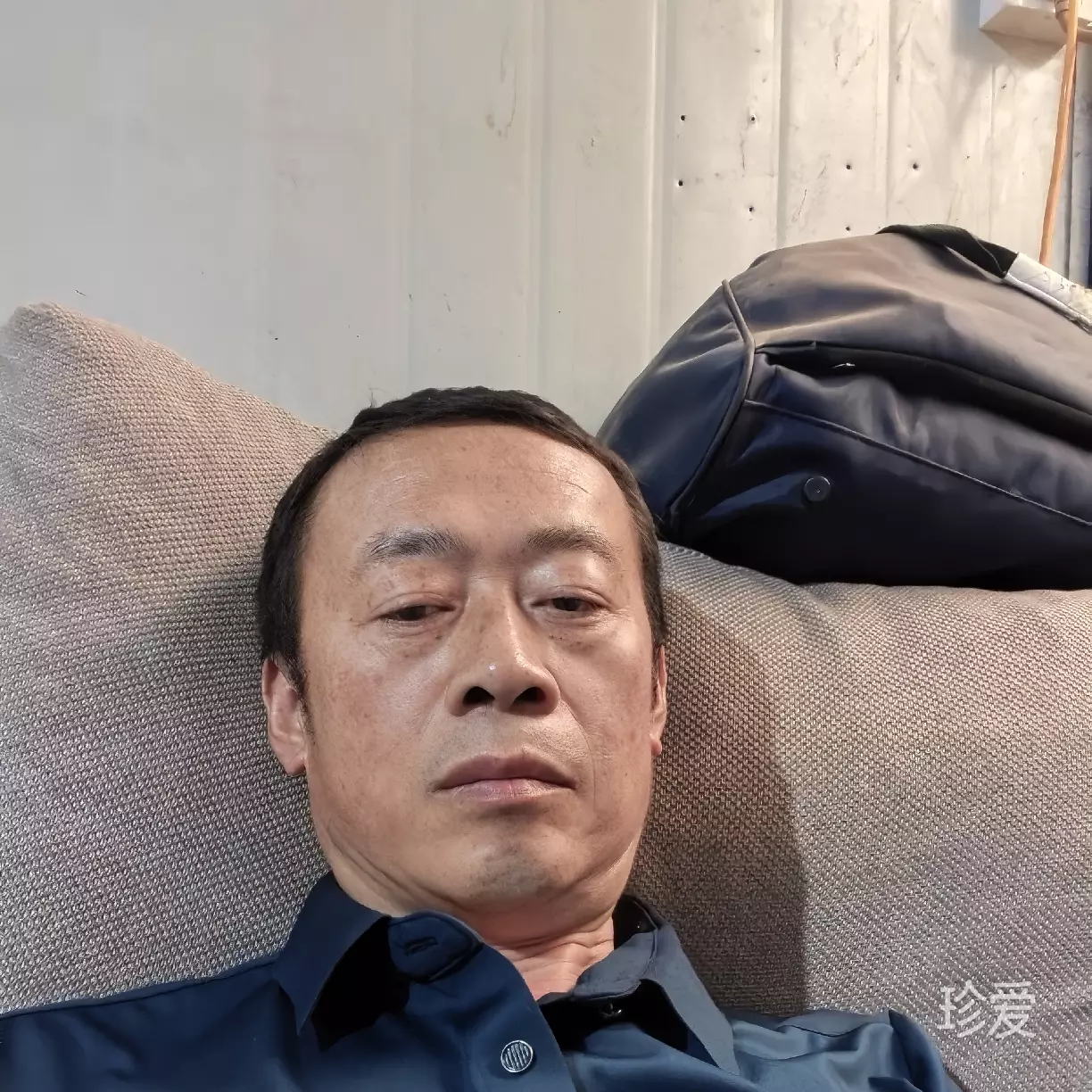 一切靠自已