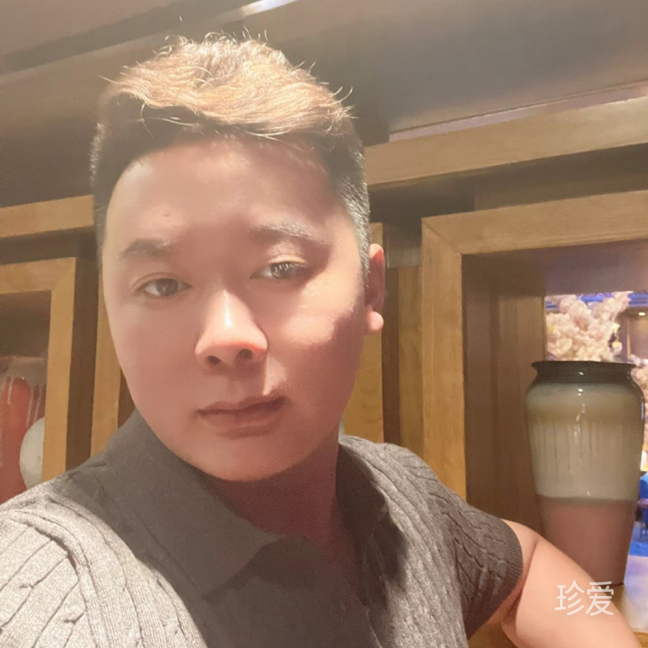 默章