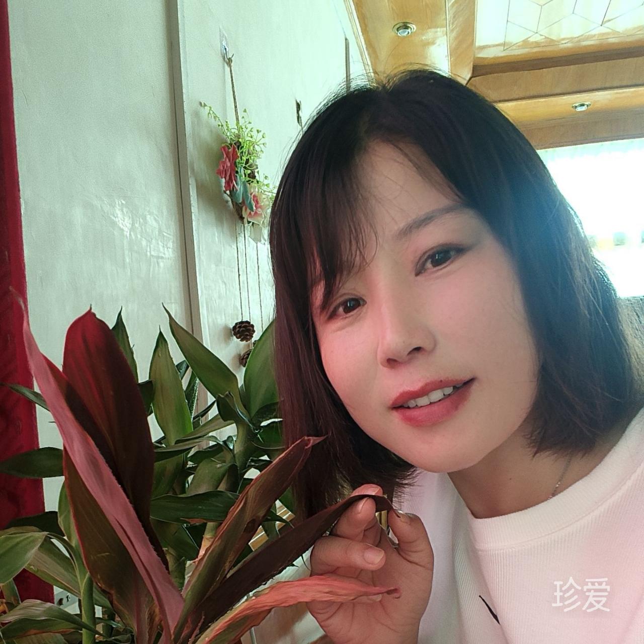 爱笑的女孩