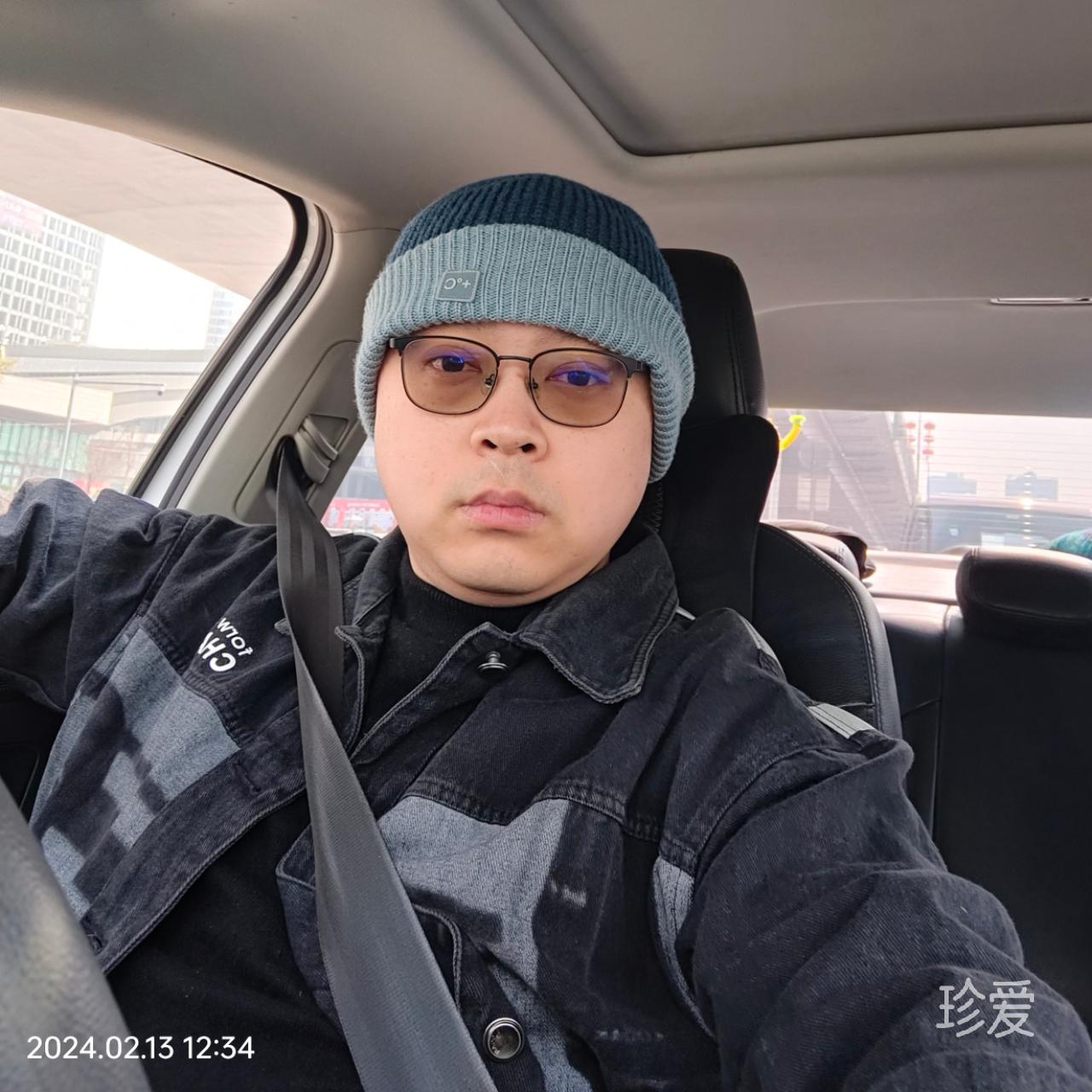 陽光開朗老男孩