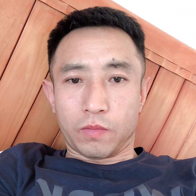 硪卜跟誰都話哆