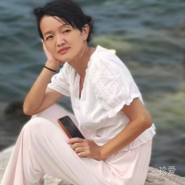 哄哄