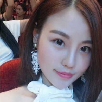 誰(shuí)還如兒時(shí)單純