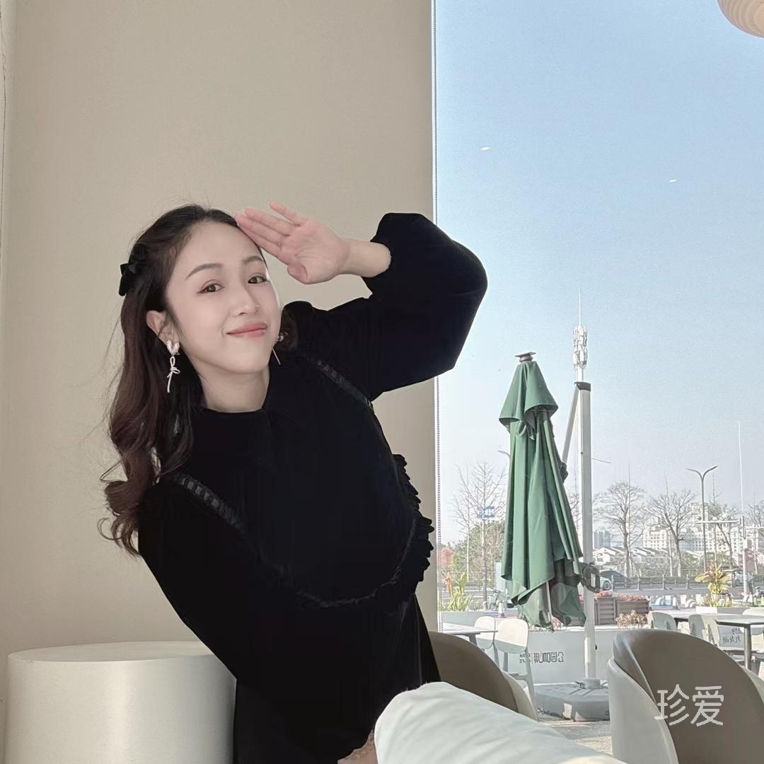 陈静
