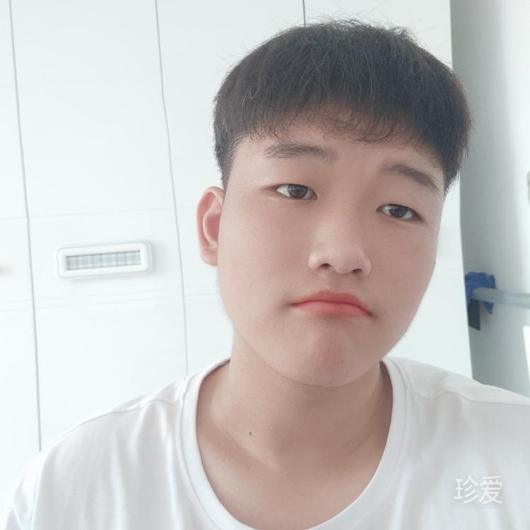 剛成年的小哥哥