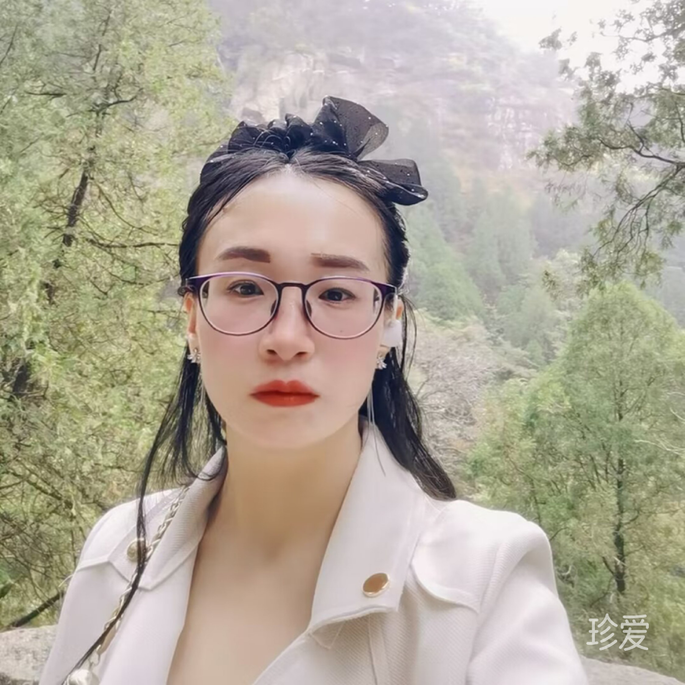 薰衣草的暗紫色