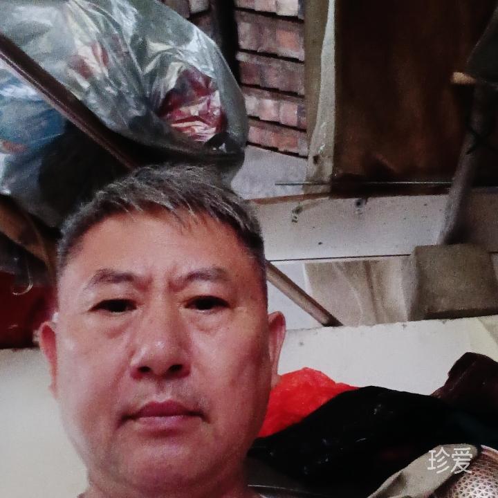 杨声万