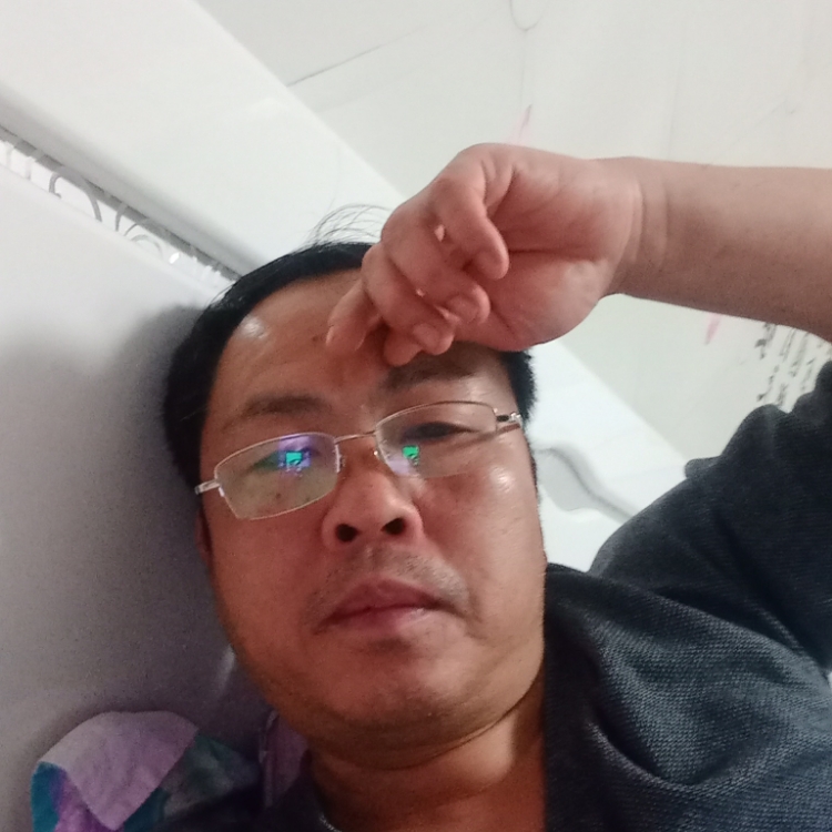 烈酒加冰块不是会