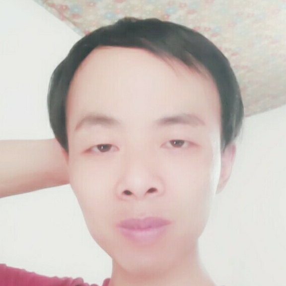 兩相攜手共白頭