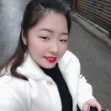 阳光下的红金鱼