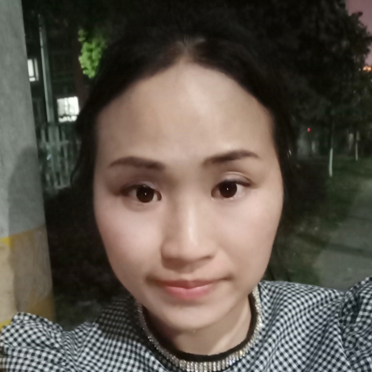 柒柒