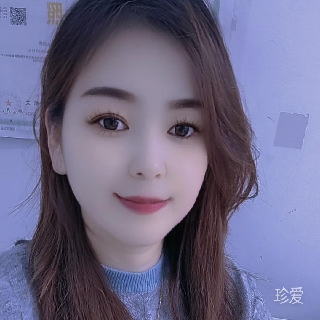 柒月