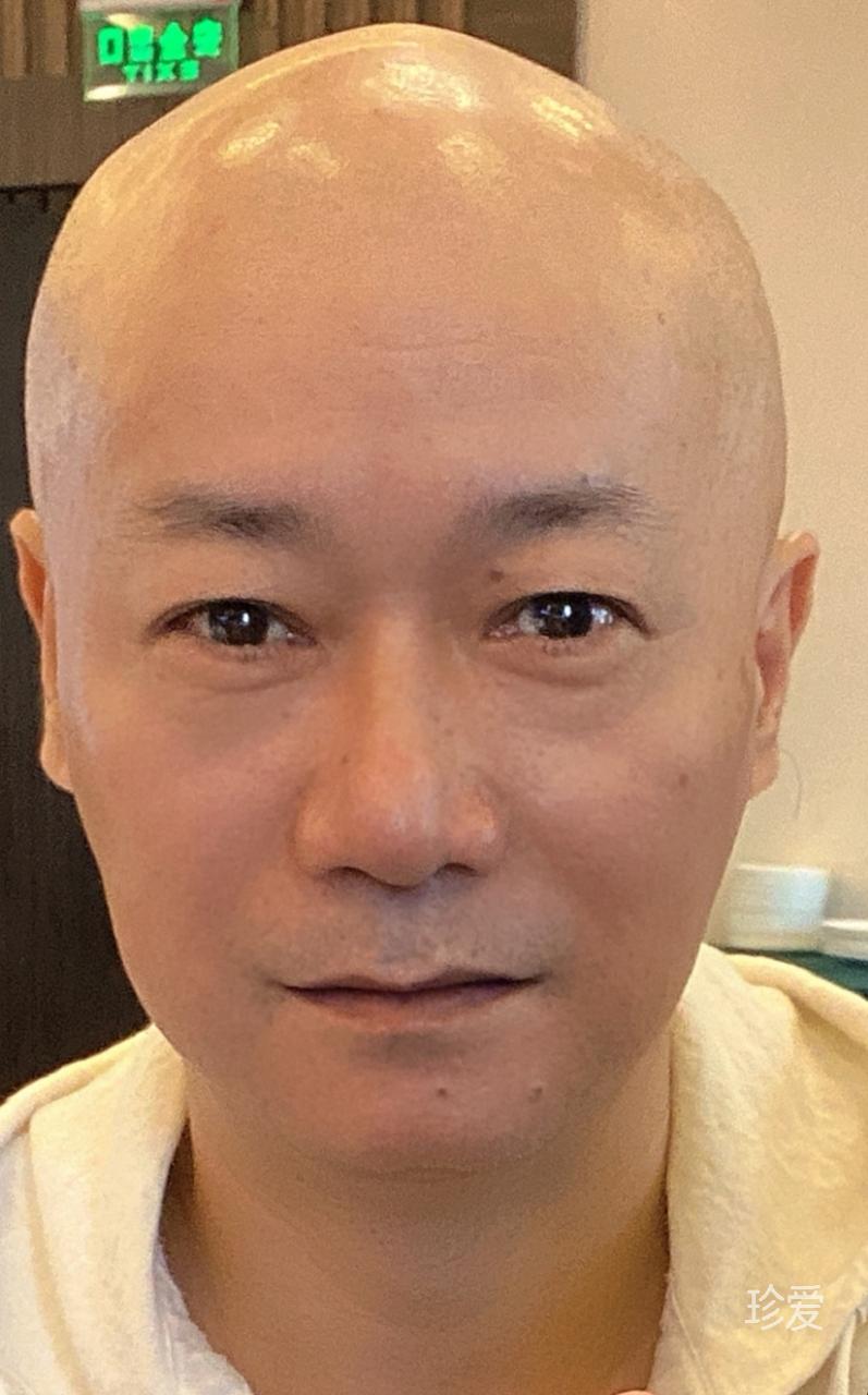大叔和大爷之间