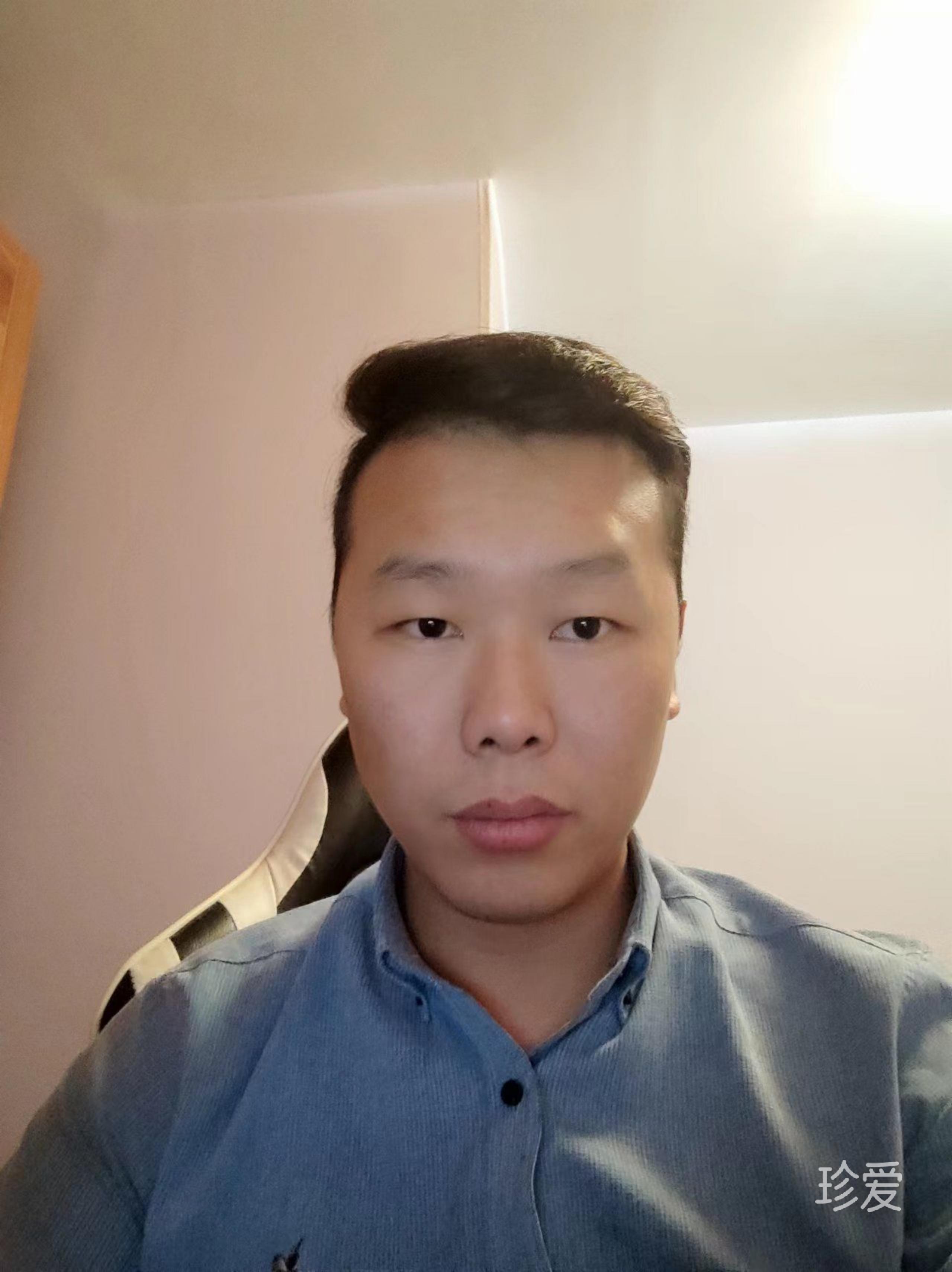 云邊有個小賣部