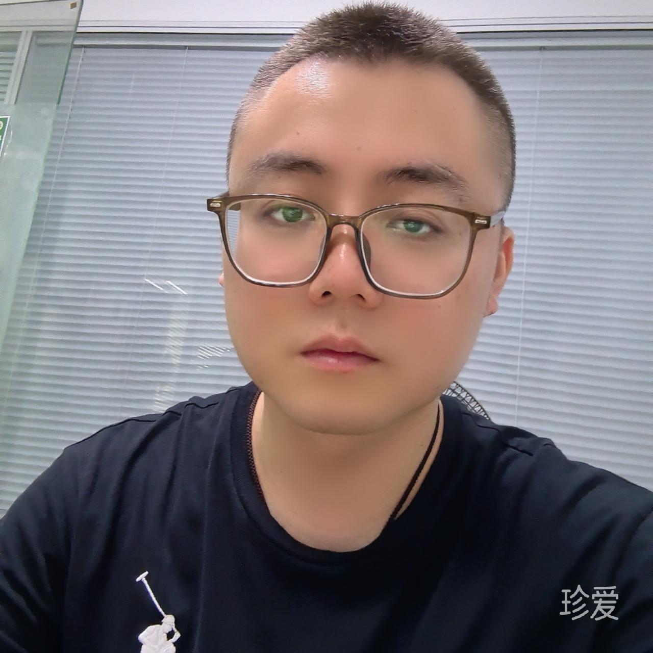 愛(ài)唱歌的小哥哥