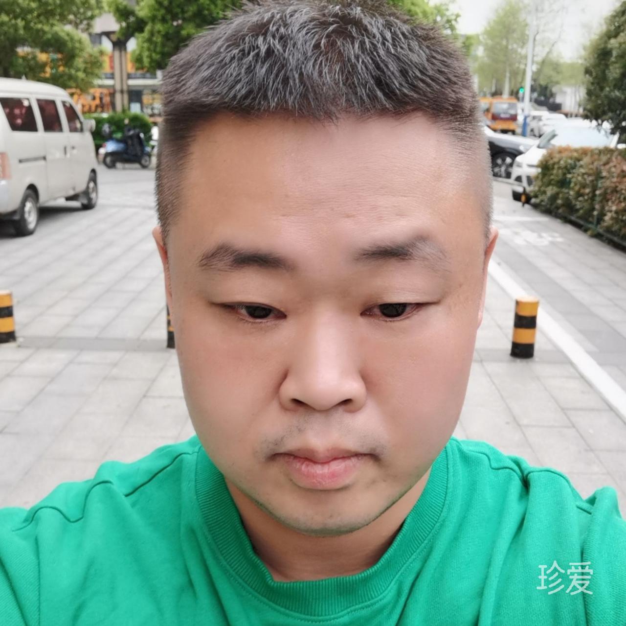 张启亮