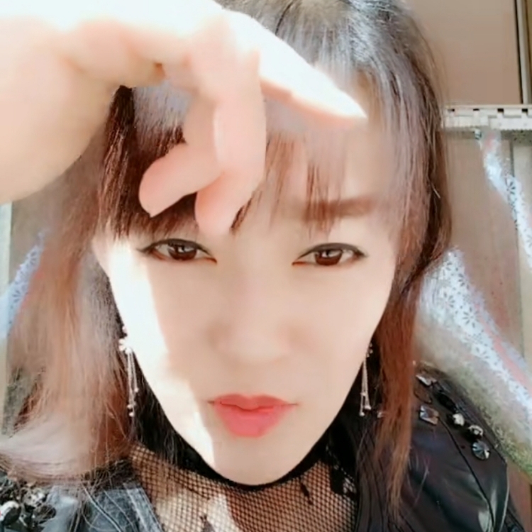 半醒半醉半浮生