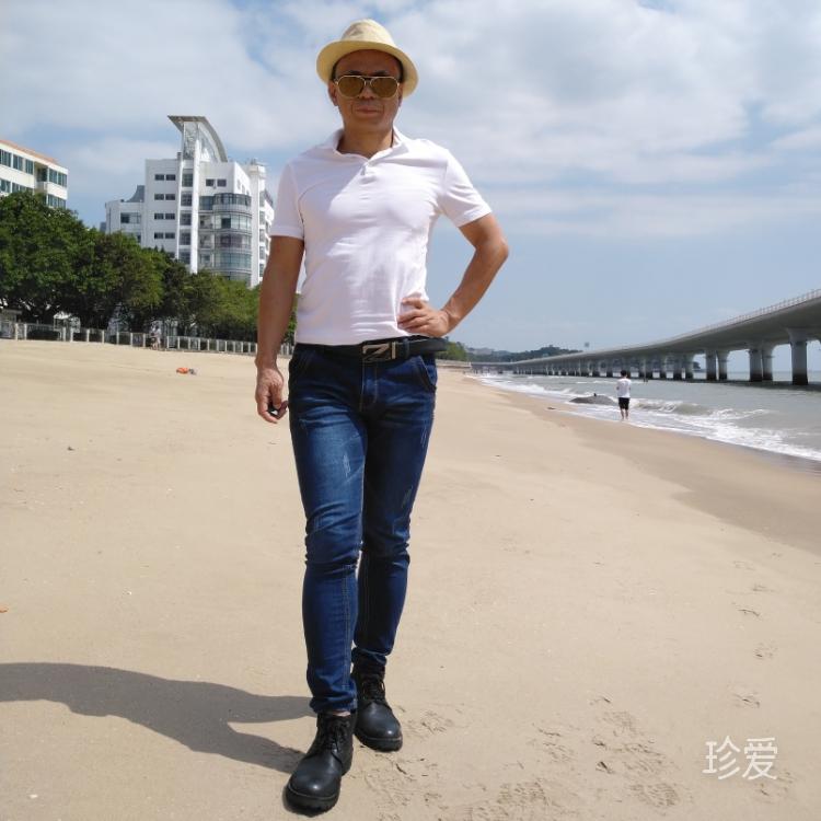 在水一方