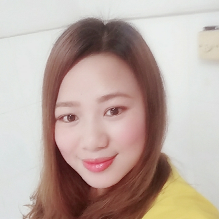 传统纯真的女人