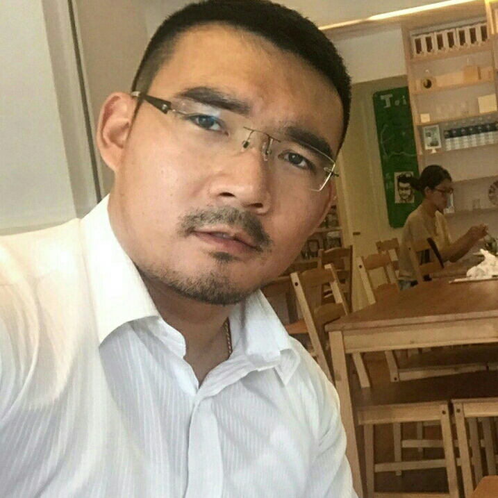 愛(ài)鍛煉的大叔