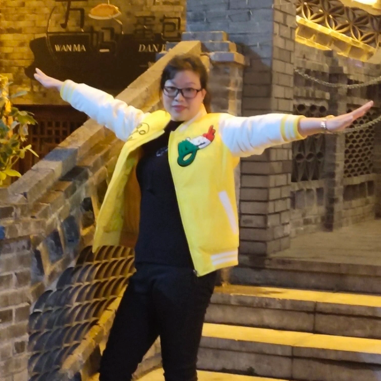 一城柳絮飄成雪